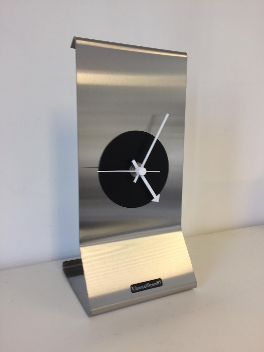 TAFELKLOK GRACE BLACK MODERN DUTCH DESIGN