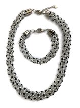 UITVERKOOP !!! Petra's Sieradenwereld - Handgemaakte ketting met kleine kraaltjes met bijpassende armband (886)