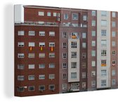 Une vue de face de maisons dans le Madrid espagnol Toile 30x20 cm - petit - Tirage photo sur toile (Décoration murale salon / chambre)
