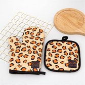 Ovenwanten - Pannenlap - Cheetah print - Oven - Warm - Keuken - Koken - Hittebestendig - Pannenlappen en Ovenwanten - Pannenlappen set - 2 stuks - Ovenhandschoen - Ovenwanten 2 stuks Hittebes