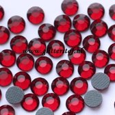 DMC Strass steentjes, Siam Rhinestones Hotfix Steentjes Flatback SS30 (6.32-6.50mm) 288st (2 Gross)| Strasstenen van Glas | Hotfix Glittersteentjes | Glitter steentjes voor turnpakje , Ritmis