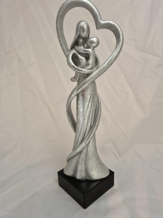 Sculpture Femme & Enfant Arc Coeur (sculpture de luxe) sur socle en pierre  de 30 cm | bol.com
