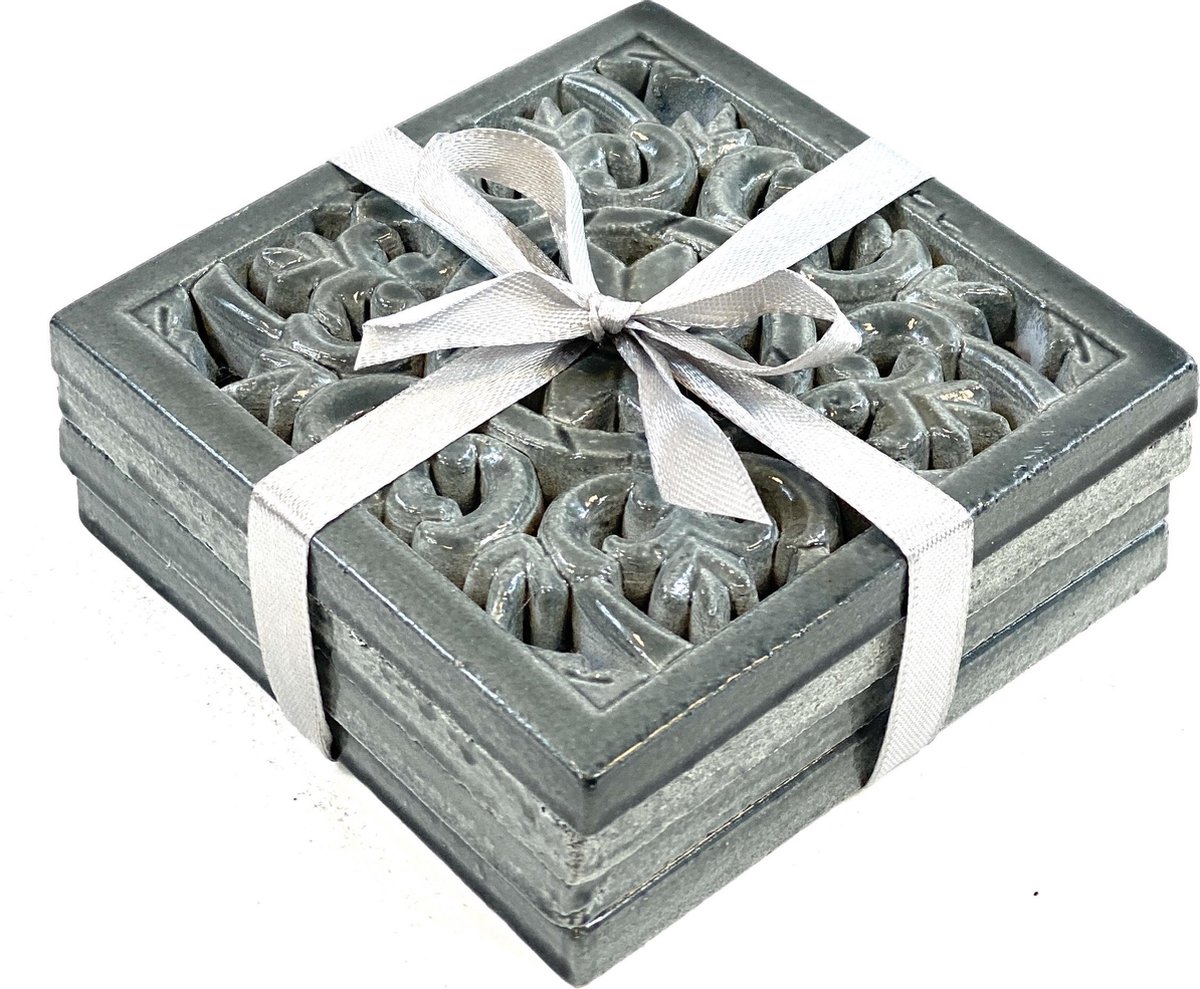 Lucy’s Living Luxe FLOWER Onderzetter Grijs - 4 STUKS – 10 x 10 cm – dolomiet  - bekers - glazen - decoratie – tafelaccessoires - handgemaakt