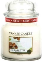 Yankee Candle Geurkaars Medium Shea Butter - 13 cm / ø 11 cm