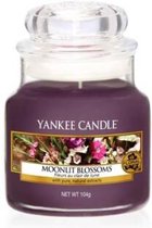 Yankee Candle Geurkaars Small Moonlit Blossoms - 9 cm / ø 6 cm