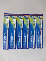 Oral-B Plus - Tandenborstel Medium - Voordeelset (6 stuks)