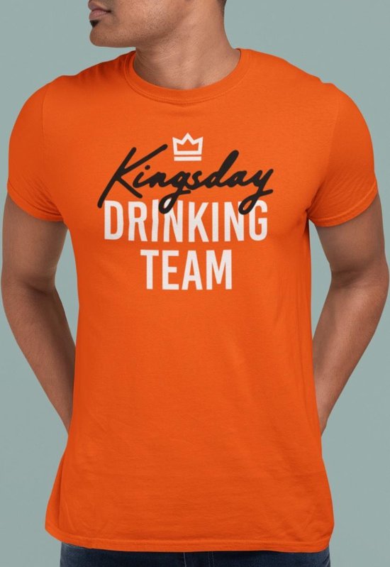 T-shirt King's Day Drinking Team (HOMMES - TAILLE M) | Vêtements Oranje | Vêtements de fête
