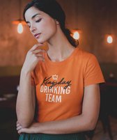 Oranje Koningsdag T-Shirt Drinking Team (DAMES - MAAT XS) | Oranje Kleding | WK Feestkleding