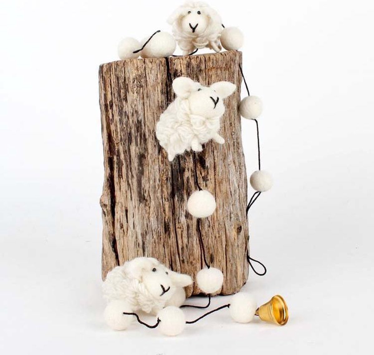 Vilten slinger schapen Vilten slinger schapen