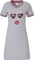 Sportief nachthemd met korte mouwen en v-hals 'kiss kiss'