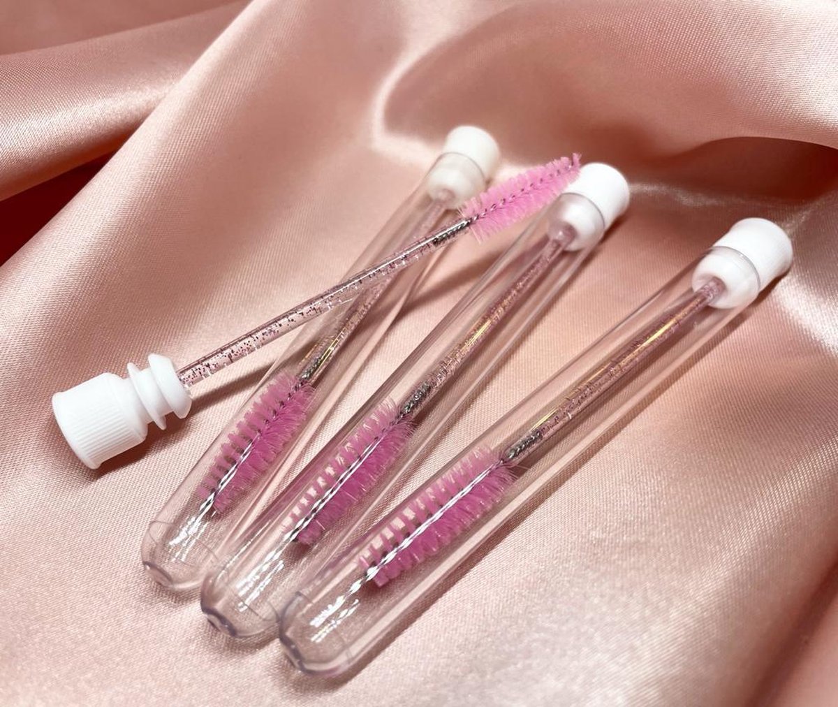 Wimper borstel in buis Lash brush Wimperextensions borstel