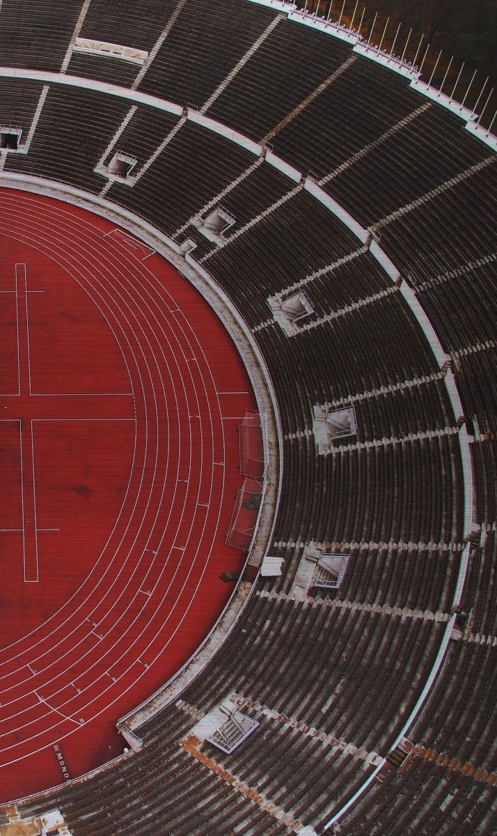 Schilderij - stadion - Collectie rhythm of the city - RVS - 70x118cm
