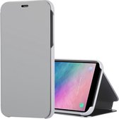 Galvaniseren Mirror Horizontale Flip Leather Case voor Galaxy J4 (2018), met houder (zilver)