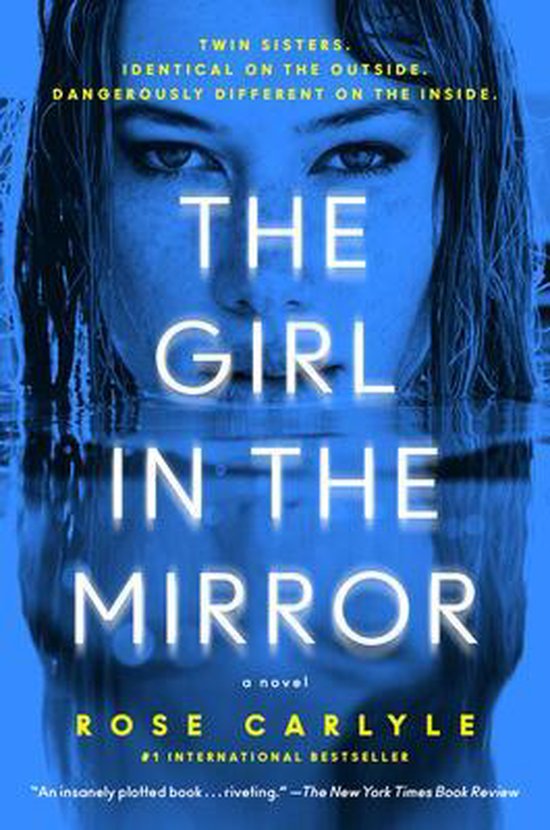 Foto: The girl in the mirror