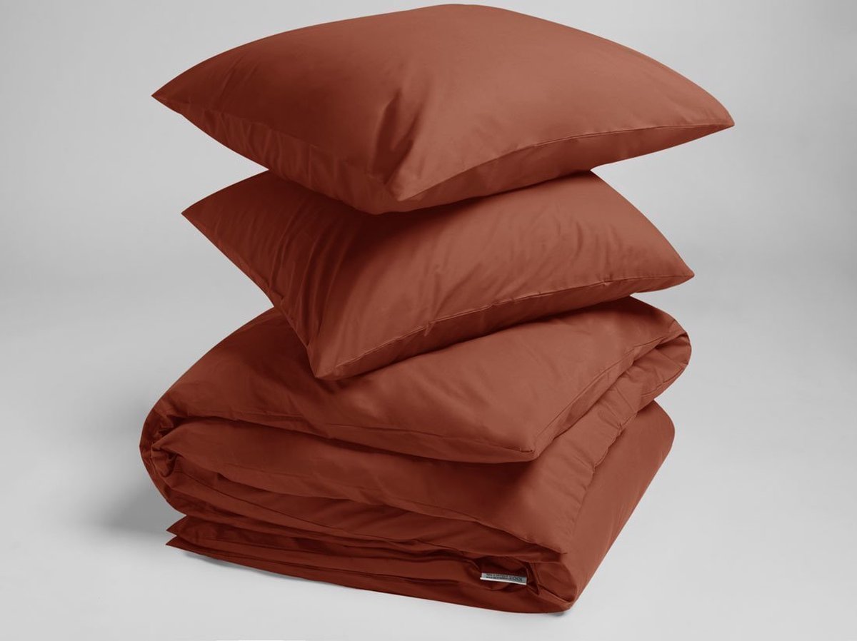 Yumeko dekbedovertrek percal roestig rood 240x220 met 2 kussenslopen 60x70 - Bio, eco & fairtrade Yumeko dekbedovertrek percal roestig rood 240x220 met 2 kussenslopen 60x70 - Bio, eco & fairtrade