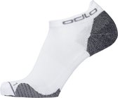 Odlo Socks Low Ceramicool Low Chaussettes de sport unisexe - Blanc