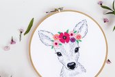 Voorgedrukt Borduurpakket | Hert met Bloemen | Volwassen | DIY kit | Borduren | Vervaco | Cadeau | MAIA Creative