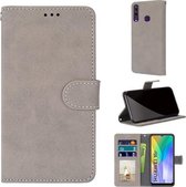 Voor Huawei Y6p Retro Frosted Horizontale Flip PU lederen hoes met houder & kaartsleuven & portemonnee & fotolijst (grijs)