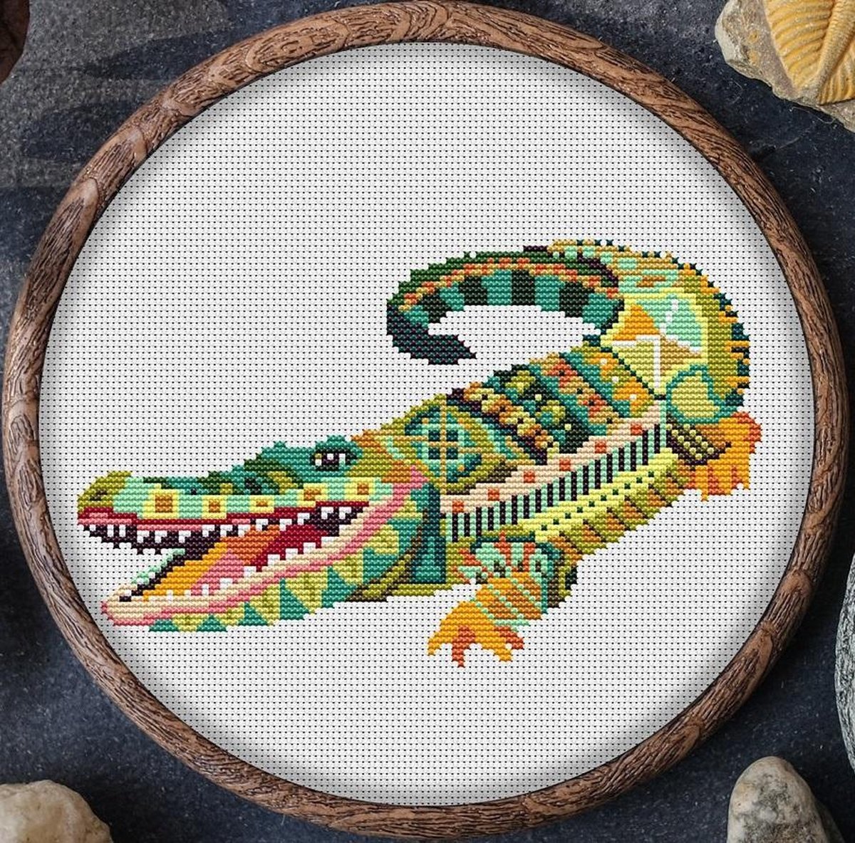 Borduurpakket MANDALA Krokodil - awsome patterns - telpatroon om zelf te borduren