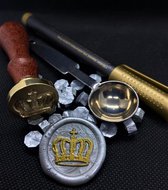 SET: Smeltlepel, Stiften & Stempel voor het maken van Waxzegels & lakzegels - Kroon - Incl. 20 waxzegels goud en zilver - Knutselen - Knutselpakket - Bruiloft - Uitnodiging - Konin