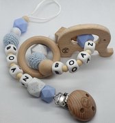Baby cadeau jongen - kraamcadeau jongen - Duo Baby Gift Set met naam design “Boaz”- speenkoord & bijtring - baby cadeauset - Wood & Fun