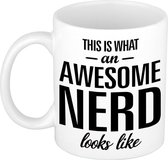 Voici à quoi ressemble un nerd génial mug / tasse cadeau - 300 ml - anniversaire / remise des diplômes - tasse / tasse cadeau