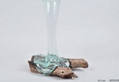 Glazen vaas op teak houtstronk van Daan Kromhout Design 22 x 15 x 30 cm
