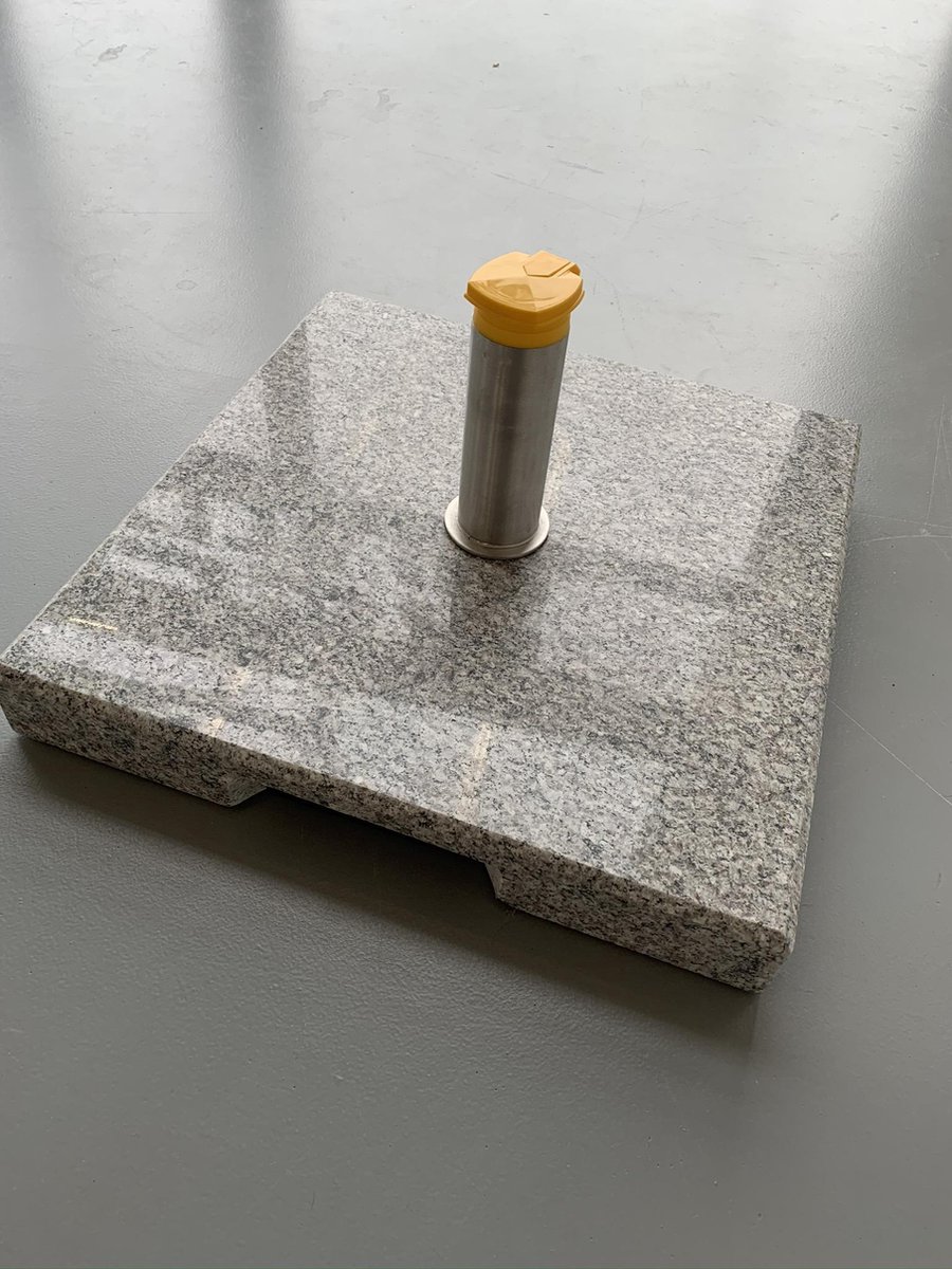 Stewi voet graniet 50x50cm verrijdbaar met handvat