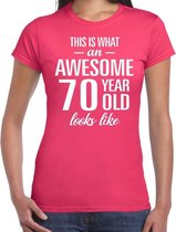 Awesome 70 year / 70 jaar cadeau t-shirt roze dames L