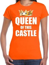 Koningsdag t-shirt Queen of this castle oranje voor dames - Woningsdag - thuisblijvers / Kingsday thuis vieren L