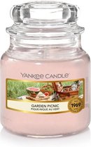 Yankee Candle - Garden Picnic Candle SMALL - 9 cm / ø 6 cm