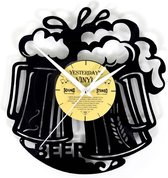 LP klok bier - Vinyl - Wandklok café - Proosten met bier - 28 cm