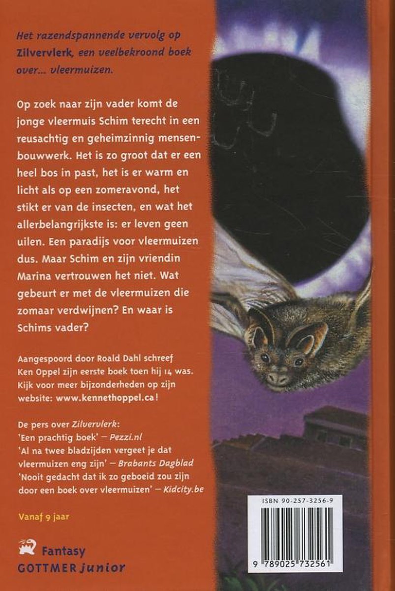 Boekomslag achterkant met vleermuis en tekst, inclusief 'Zonnevlerk'.