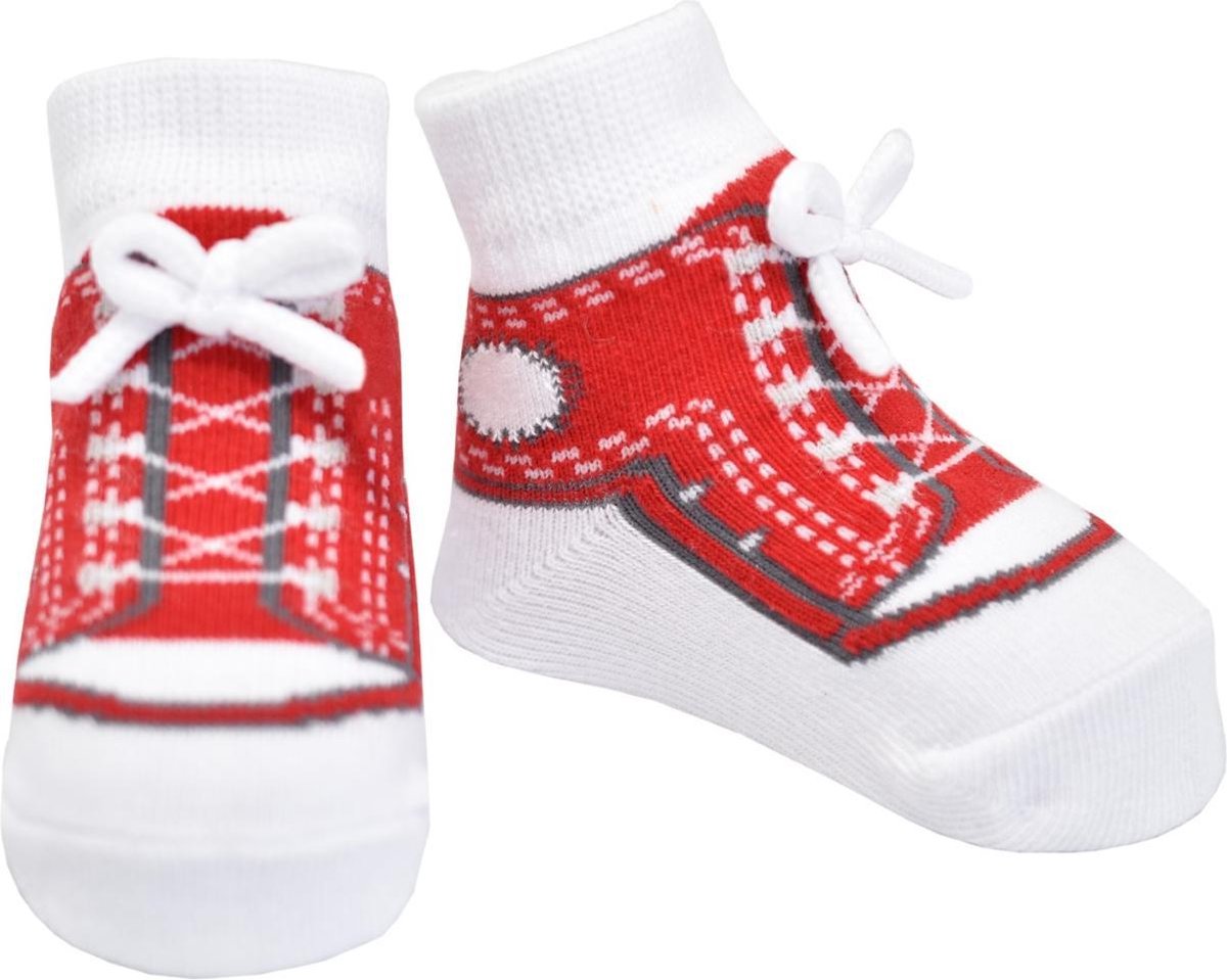 Sneaker sokjes-rood- voor baby 0-12 maanden. Witte vetertjes-Anti slip zooltjes-Kraamcadeau-Baby shower