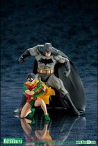 Batman Robin Kotobukiya  1/10 Scale Figure