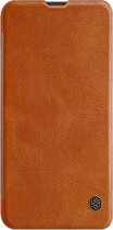 Nillkin Qin PU Leather Book Case - Geschikt voor Samsung Galaxy A10 - Bruin