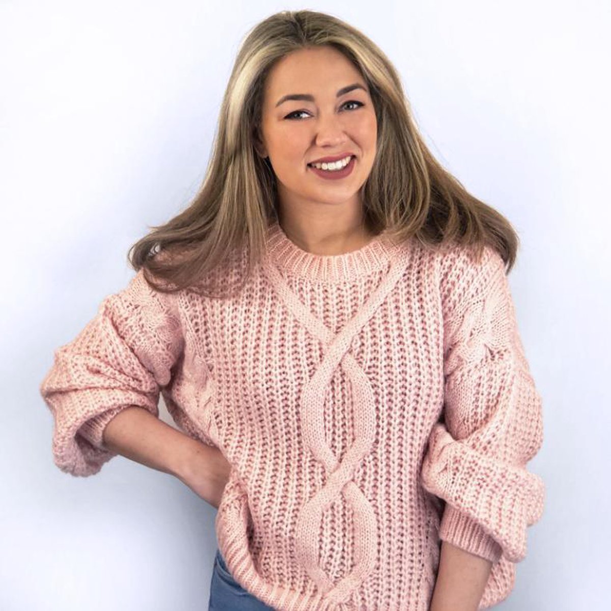 Mode Sweaters Grof gebreide truien Review Grof gebreide trui roze kabel steek casual uitstraling 