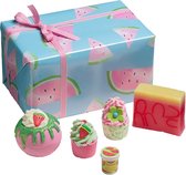 Bomb Cosmetics Bad Geschenkset "Thanks a Melon" met handgegoten zeep, bath bombs en meer!