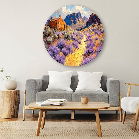 Lavendelvelden met bergen en huis - Landschap rond schilderij - Rond wandpaneel lavendel - Impressionisme - Forex kunstwerk cirkel - Klassiek geïnspireerde wanddecoratie - muurcirkel forex 100x100 cm