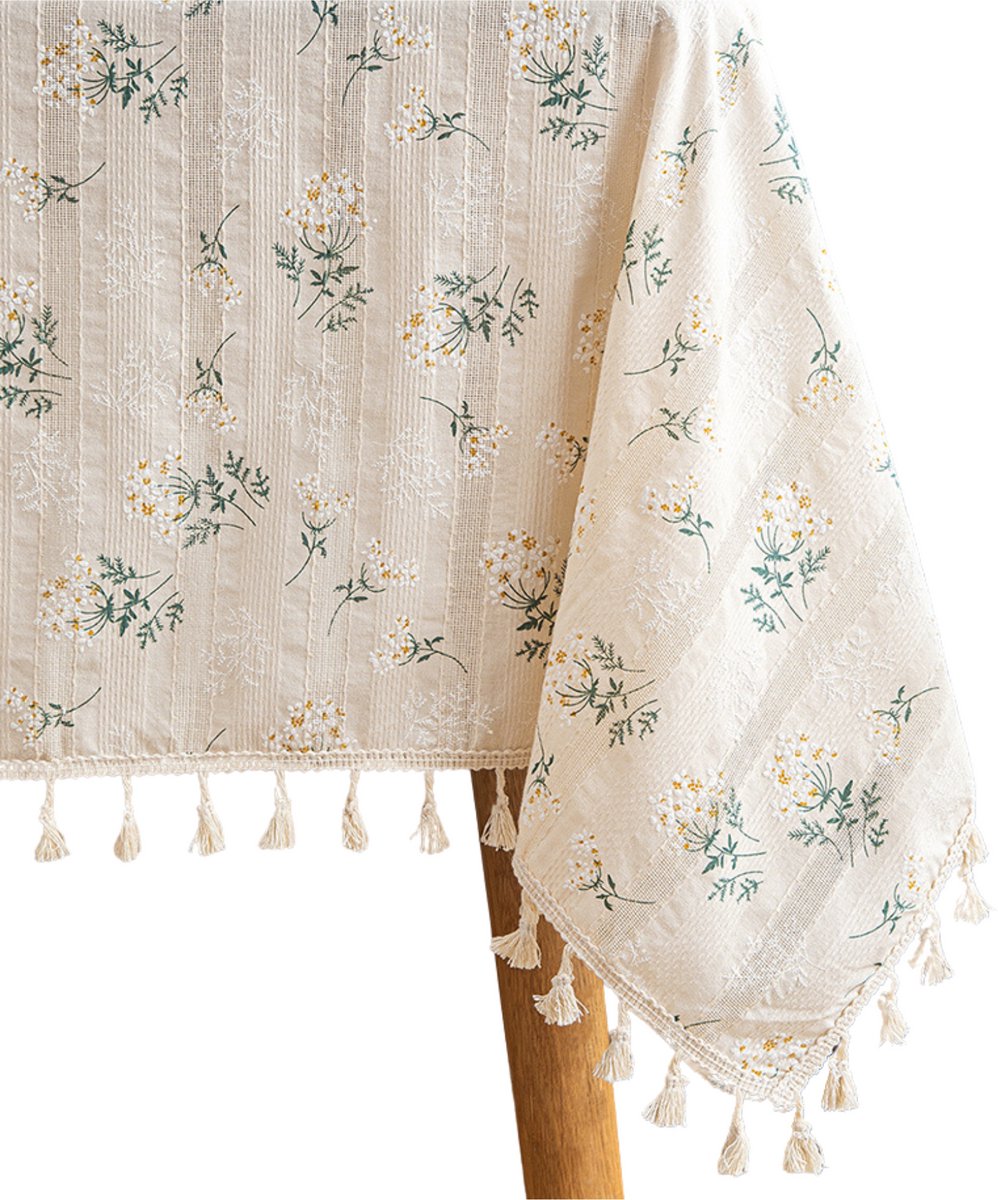 House of Husk Geweven Tafelkleed - Tafellaken - Tafel Decoratie - Uitwasbaar - Creme Groen Gebloemd- 140x240cm