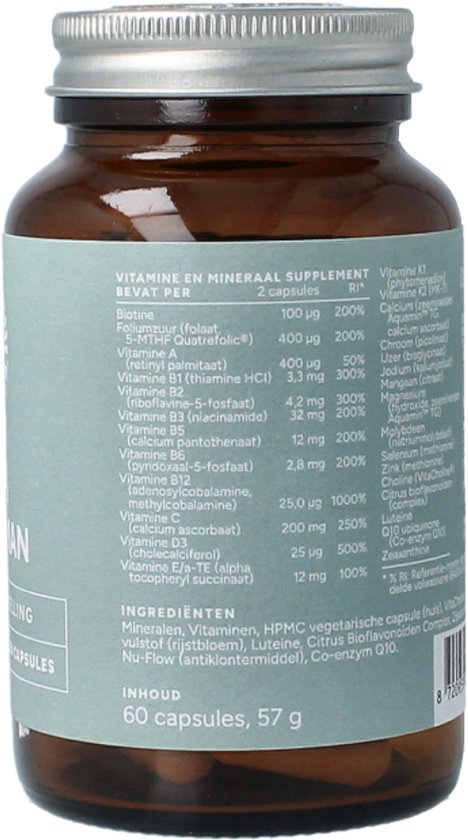 Bruine glazen pot Mattisson Vegan Multi Man met etiket met vitamine- en mineralenlijst.