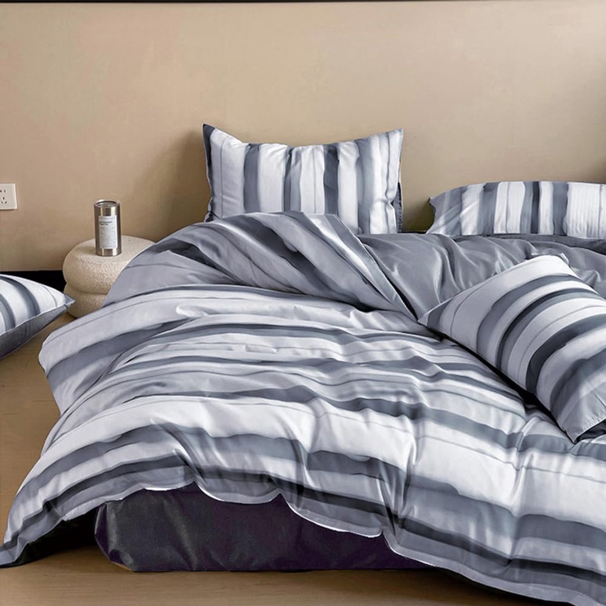 Ibenzoa Beddengoedset met gestreept grijs design en ritssluiting