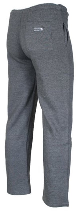 Donnay joggingbroek charcoal grijs, achterkant met een zak en een klein label.