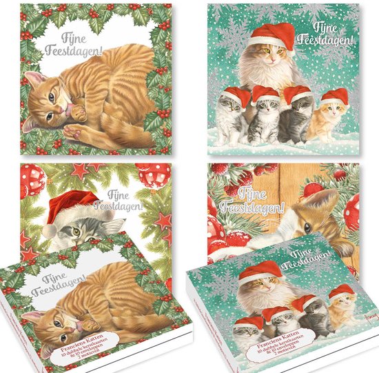 Vier kaarten met katten. Een oranje katje likt aan zijn poot. Een poes met drie kittens met kerstmutsen. Een grijs katje met kerstmuts. Een oranje katje tussen kerstdecoratie.