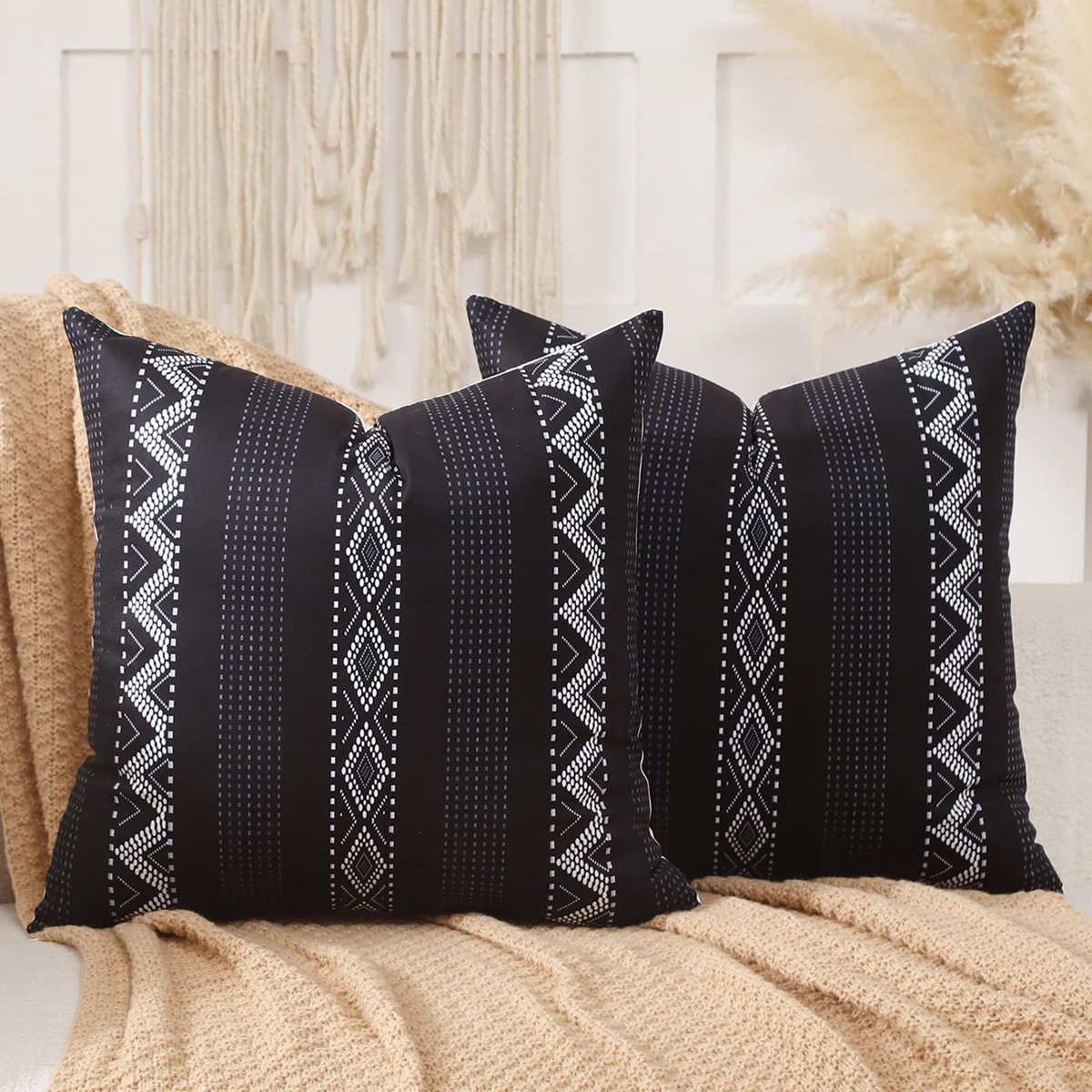 Unyqoos Decoratieve Boho Kussenhoezen 45x45 cm in Wit en Zwart Gestreept Design voor Bank of Slaapkamer
