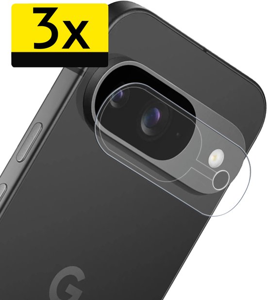 Drie transparante cameralensbeschermers op een zwarte Google Pixel telefoon.