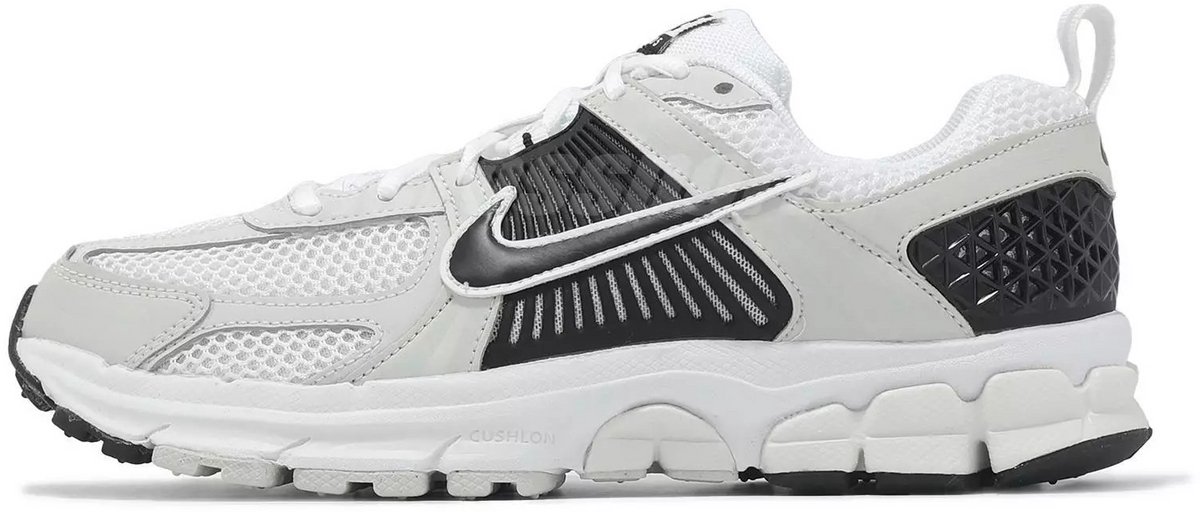 white/black/metalic silver