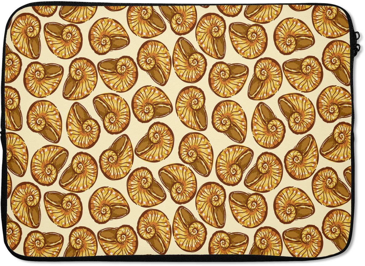 Laptophoes 14 inch - Kust - Zee - Schelp - Goud - Laptop sleeve - Binnenmaat 33x23 cm - Zwarte achterkant