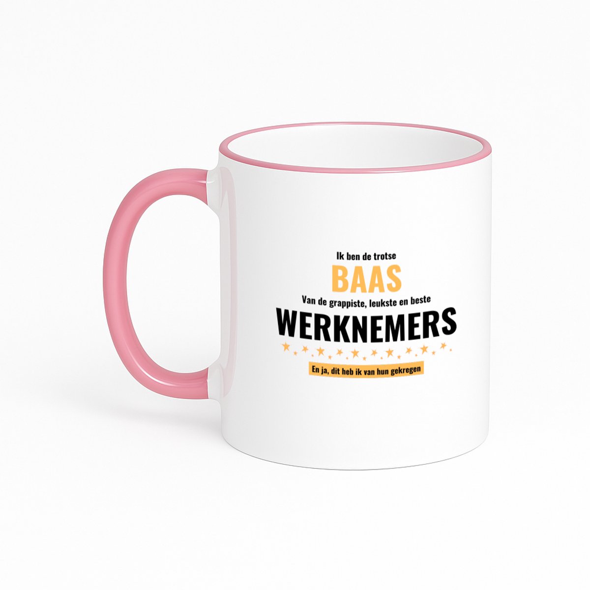 Hacebo® - ik ben de trotste baas van de grappigste, leukste en beste werknemers, en ja dit heb ik van hun gekregen koffiebeker met gekleurde rand roze - de trotste baas - thee mok - koffie beker - collega's - koffiemok - 330 ML