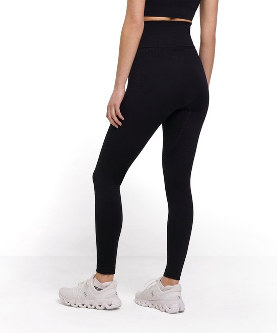 FALKE Cellulite Control Light vochtregulerend functioneel materiaal broek dames zwart - maat S van FALKE — afbeelding 2